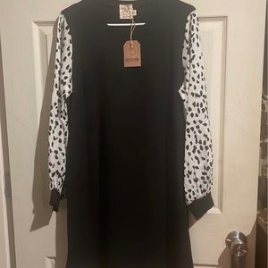 Grace & Emma black and white dress brand new
